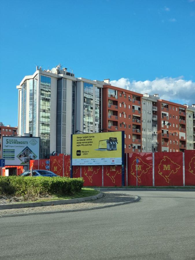 Big Apartment พอดโกริกา ภายนอก รูปภาพ