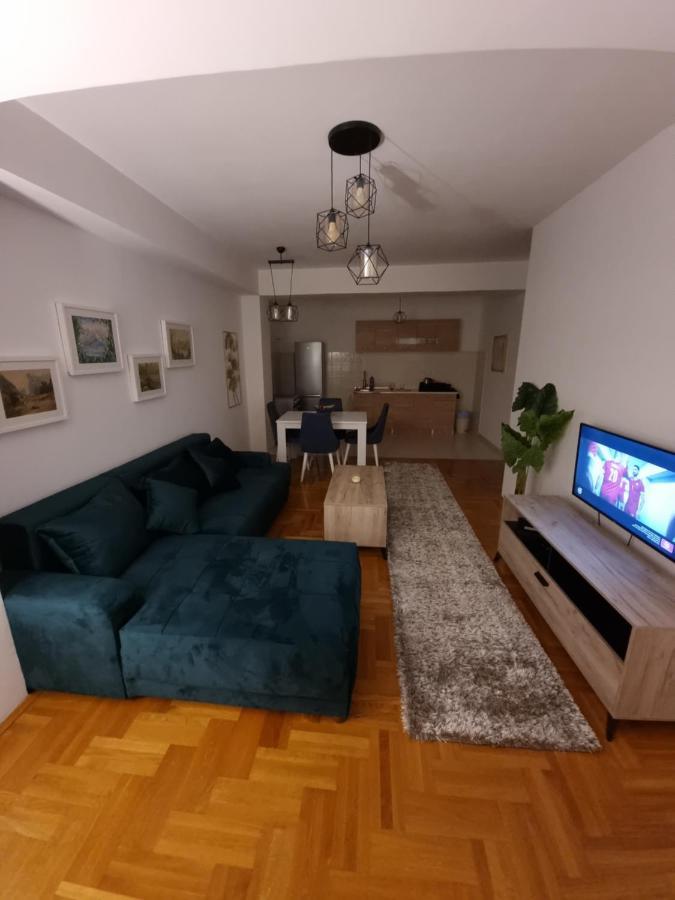 Big Apartment พอดโกริกา ภายนอก รูปภาพ