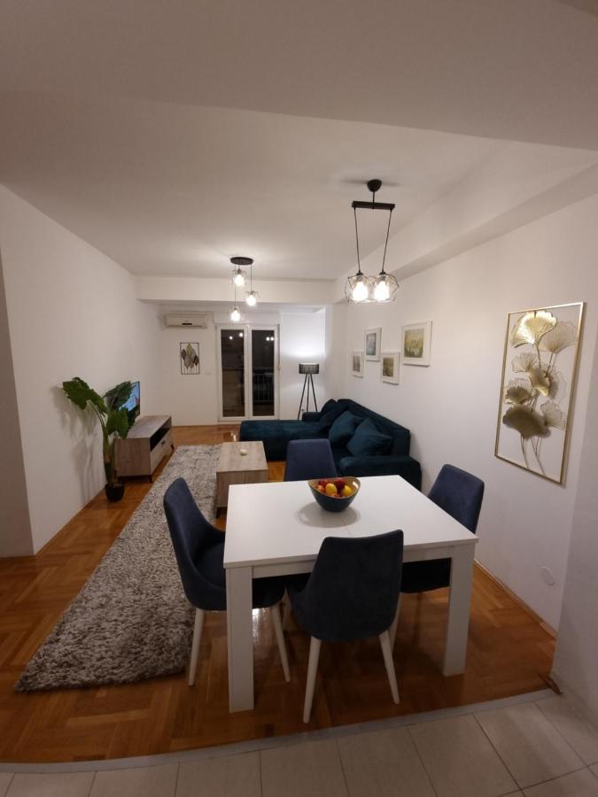 Big Apartment พอดโกริกา ภายนอก รูปภาพ