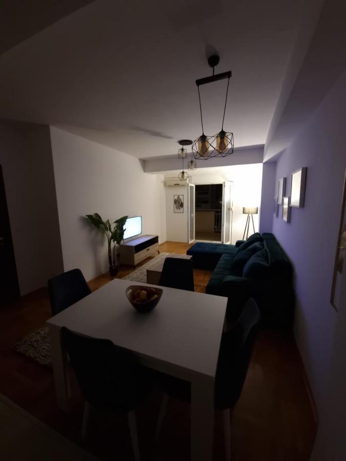 Big Apartment พอดโกริกา ภายนอก รูปภาพ