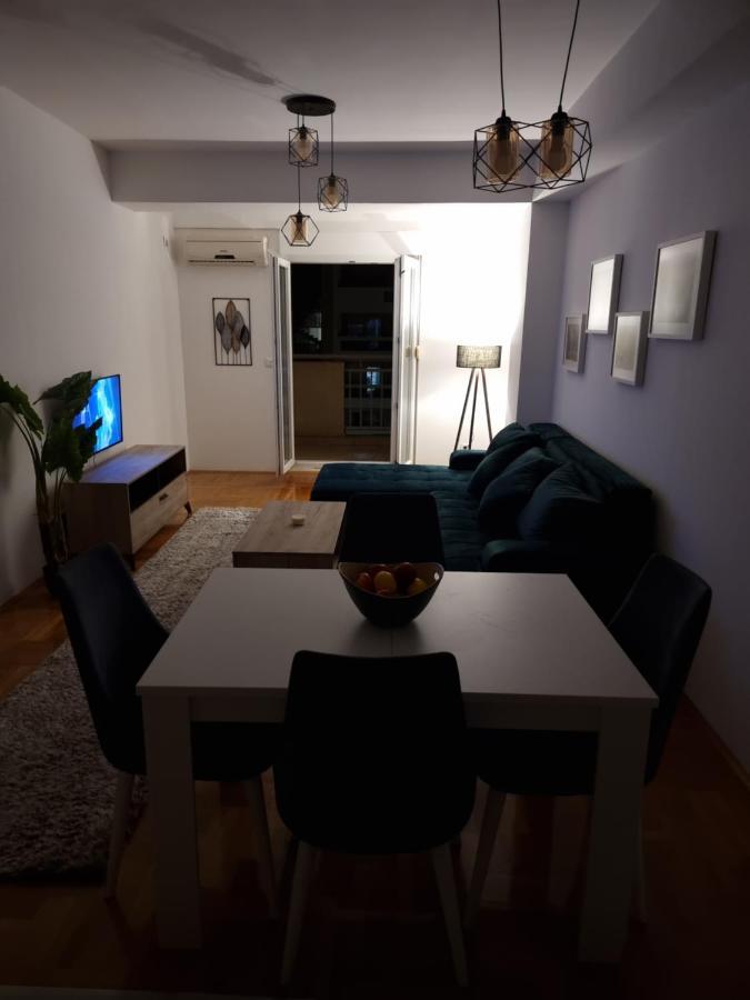 Big Apartment พอดโกริกา ภายนอก รูปภาพ