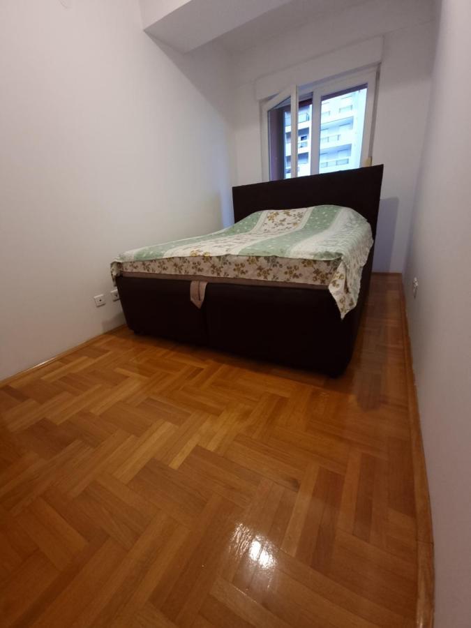 Big Apartment พอดโกริกา ภายนอก รูปภาพ