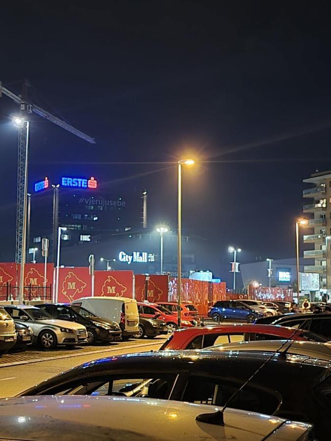 Big Apartment พอดโกริกา ภายนอก รูปภาพ