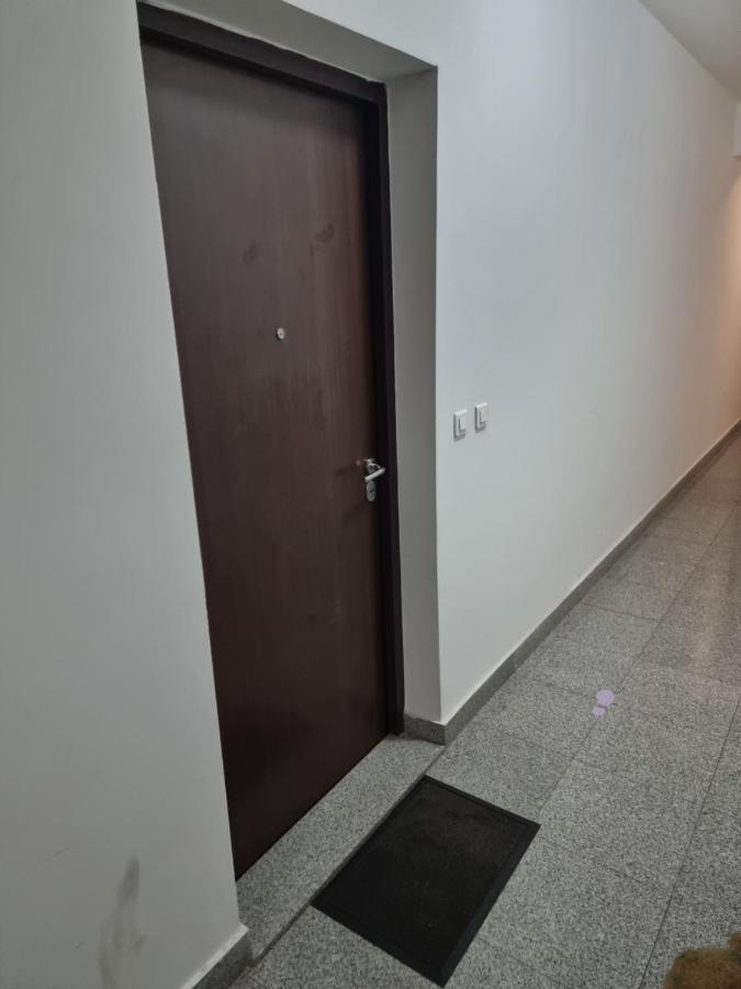 Big Apartment พอดโกริกา ภายนอก รูปภาพ